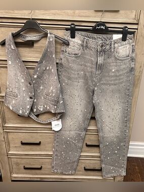 Liu Jo Gray Speckled Ankle Crop Jeans & Opened Back Matching Top